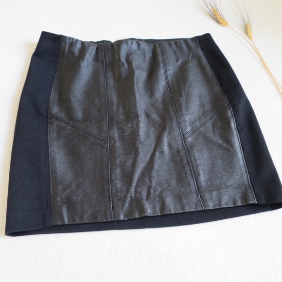 ZARA Leather/Stretchy Mini Skirt - Picture 2 of 3